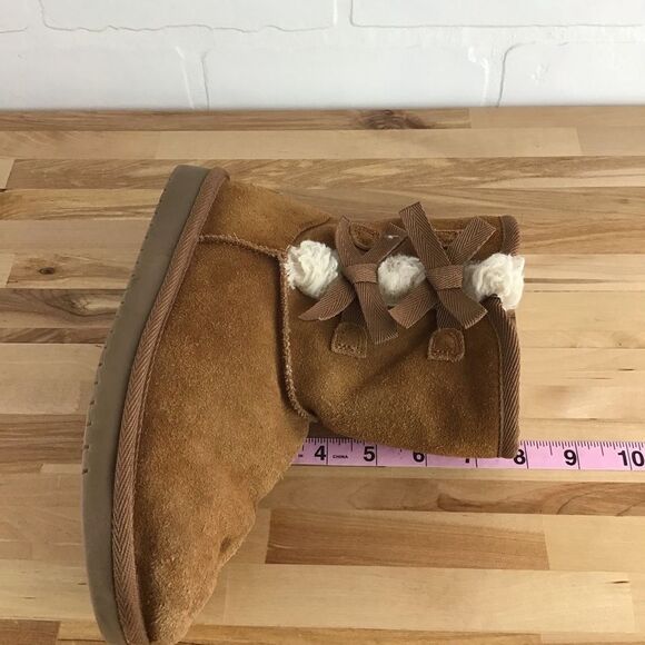 UGG tan suede leather Koolaburra black flat boots sherpa size 4 - Picture 14 of 16